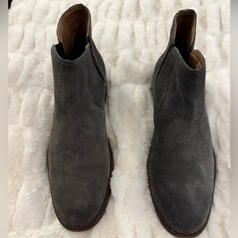 John Varvatos Gray Suede Chelsea Boots